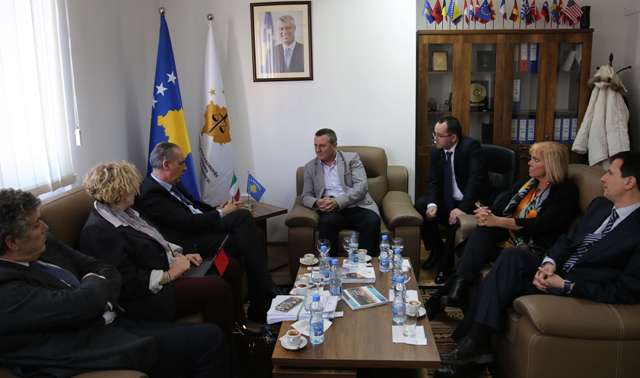 Vlerësohet mbështetja italiane për sistemin prokurorial të Kosovës