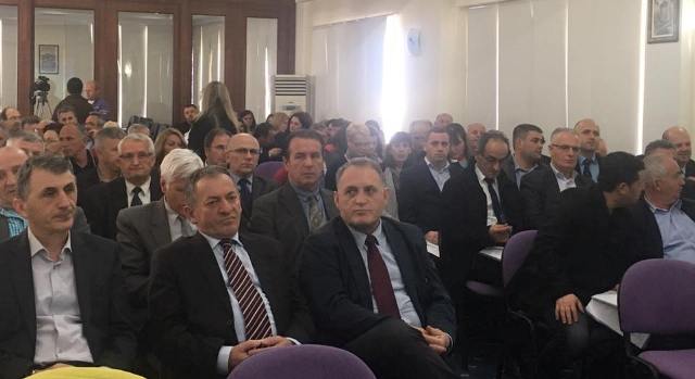 Mbahet seminari për “Zhvillimin profesional të mësuesve nga Lugina e Preshevës”