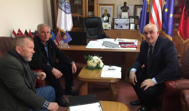 Pritën të ndihmohen me bukë familjet skamnore në Viti