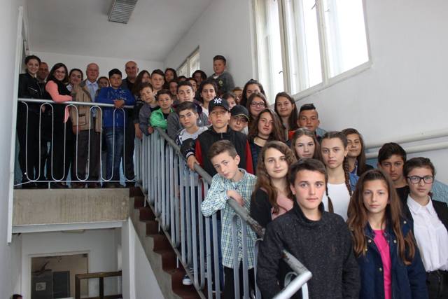 nxënësit e shkollës të mesme të ulët “Nazmi Pajaziti”