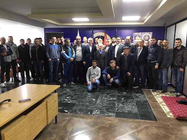 Kadriu: AAK-së në Gjilan po i jepet përkrahje e fuqishme për triumfin e 11 qershorit