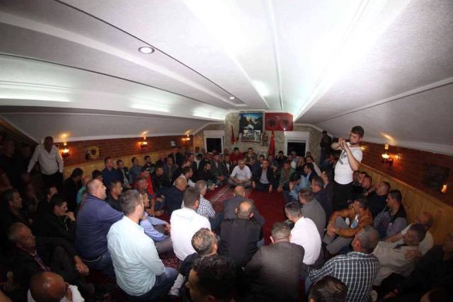 Bajram Hasani merr përkrahje nga ish-luftëtarët e UÇPMB-së