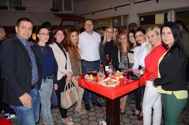 Vlerat unikate të PDK-së dhe kandidatëve të sajë, e garantojnë fitoren në Gjilan