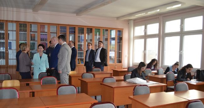 Ekspertët për akreditim kanë përmbyllur takimin në Universitetin “Kadri Zeka”