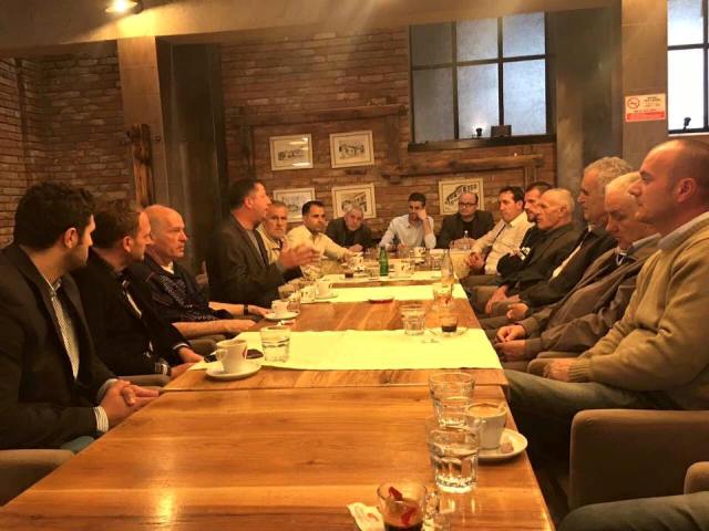 Kryetari i Degës së PDK-së, Zenun Pajaziti, takon strukturat nëpër nëndegë