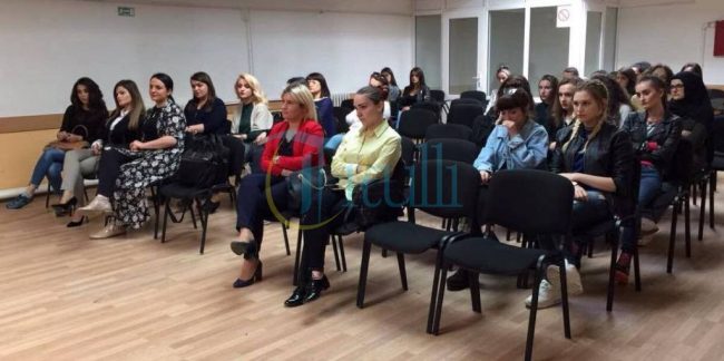 Bujanoc: Mbahet ligjëratë për vetëdijesimin e grave ndaj kancerit të qafës së mitrës