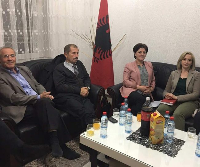 Vetëvendosje: Takime në lagjet Arbëria dhe Dardania