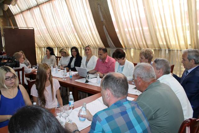 Kandidatet femra nga Gjilani synojmë parlamentin për të qenë zë i fuqishëm i qytetarëve