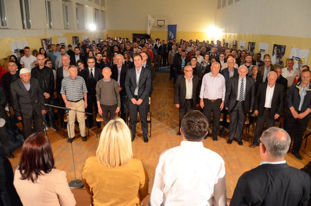 PDK: Disfatistit zhurmagji, Përlepnica mbrëmë ia ktheu selamin se këtu është vatra e PDK-së