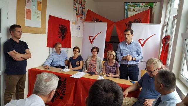 LVV: Mireshi masovikisht pro Vetëvendosjes