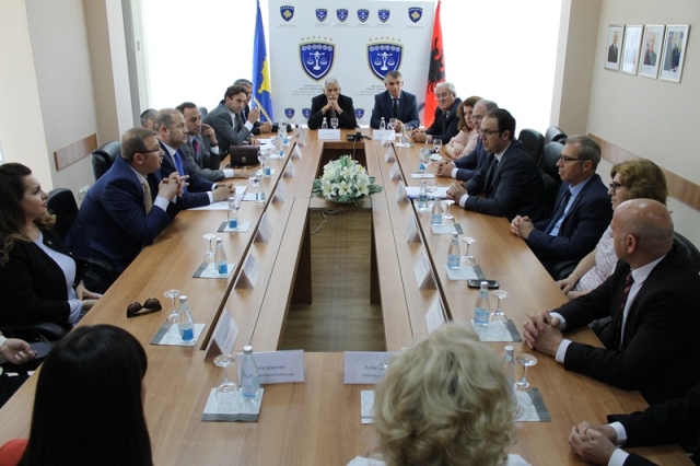 Delegacioni i Këshillit të Lartë të Drejtësisë së Shqipërisë vizitojë Gjykatën Themelore në Gjilan