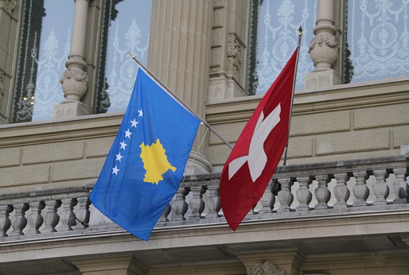 Shqiptarët dhe Kosova: “Faleminderit Zvicër, faleminderit Swisscoy”