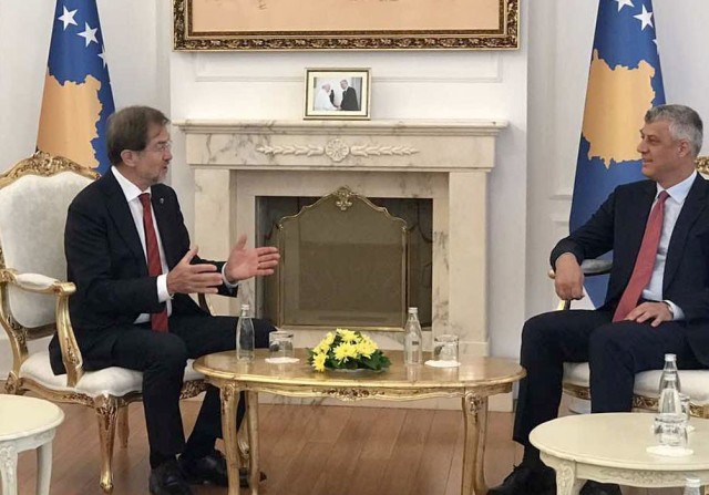 Presidenti Thaçi priti shefin e vëzhguesve të BE-së, shprehen të kënaqur me procesin elektoral