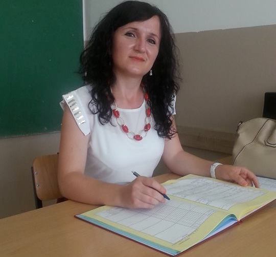 Përkushtimi i mësimdhënësit pro globalizmit dhe arsimit ndërkulturor