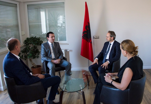 Vetëvendosje: Takim me ambasadorin e Austrisë në Kosovë