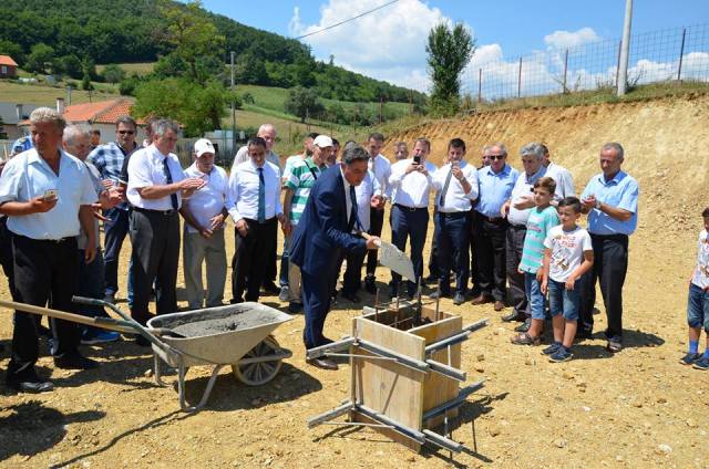 Në Busovatë vëhet gurëthemeli i shkollës fillore “Hasan Prishtina”