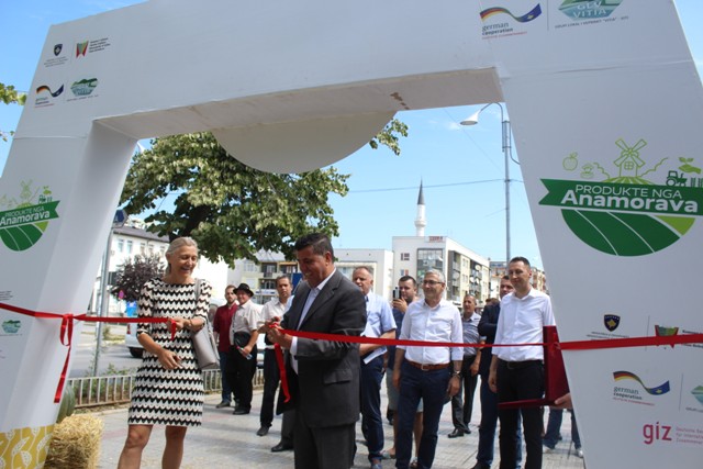 Në Gjilan u hap Panairi Regjional i produkteve vendore