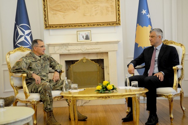 Presidenti Thaçi priti komandantin Suprem të NATO-s për Evropë, gjeneralin Curtis Scaparrotti