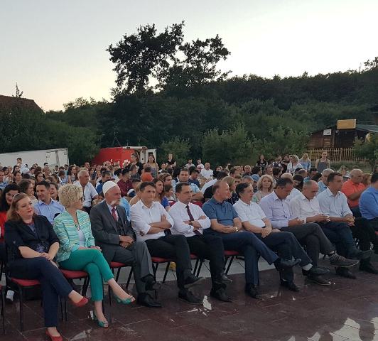 Në Prekaz u mbajt manifestimi “Dita e Diasporës”