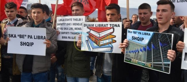 Shkollat shqipe në Luginë me mungesë të librave, KKSH vazhdon betejën?!