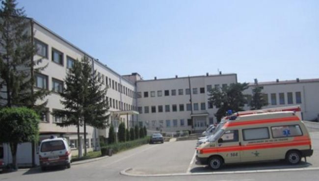Në Spitalin e Gjilanit: Pengoi mjekun arrestohet nga policia