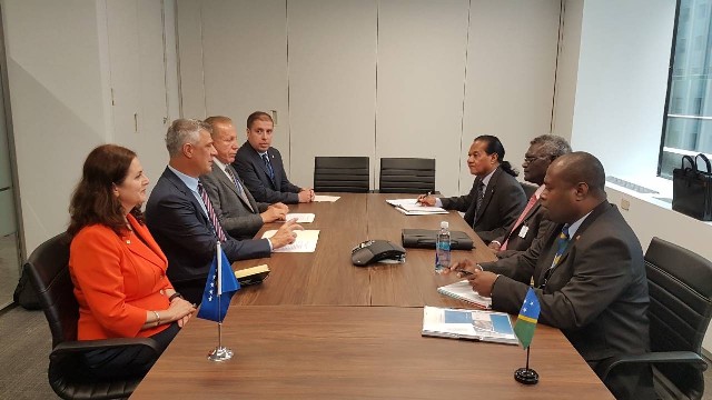 Presidenti Thaçi takoi në Nju Jork Kryeministrin e Ishujve Solomon, Manasseh Sogavare