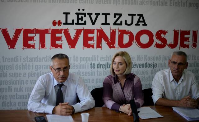Vetëvendosje: Luta po ngarend fshat më fshat, e s’po gjen derman