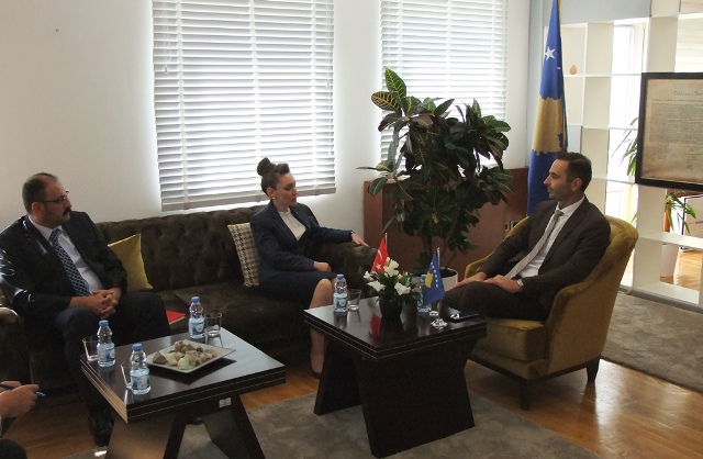 Turqia do të vazhdojë të mbështes zhvillimin ekonomik të Kosovës