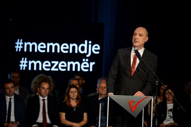 Visar Ymeri: Gjilani nuk mund t’i lihet në duar njerëzve si Lutfi Haziri