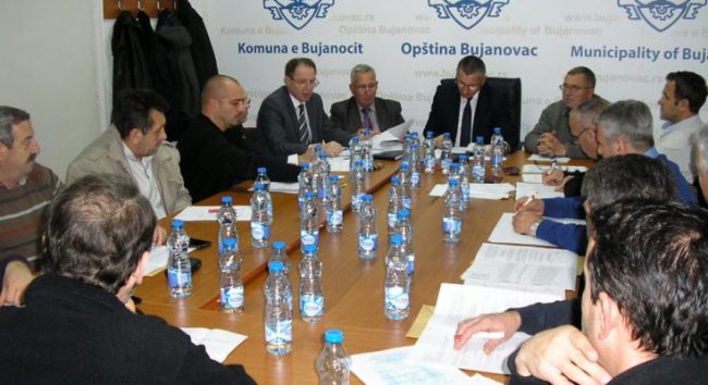 Komuna e Bujanocit ndan 500 mijë dinarë për shkollën e mesme, dëmet kalojnë mbi 5 milion dinarë