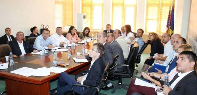 MSH, BB dhe FSSH prezantuan skemën e pagesës sipas performancës për kapitacion për 20 komuna të Kosovës