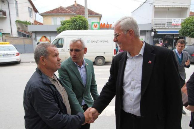 Vetëvendosje: Qyteti e ka ndarë mendjen, do të vetëvendos.