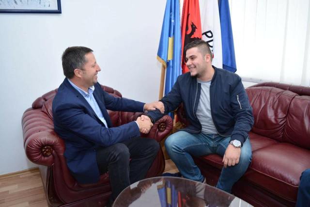 PDK: Refik Ramadani është anëtari më i ri i PDK-së së Gjilanit