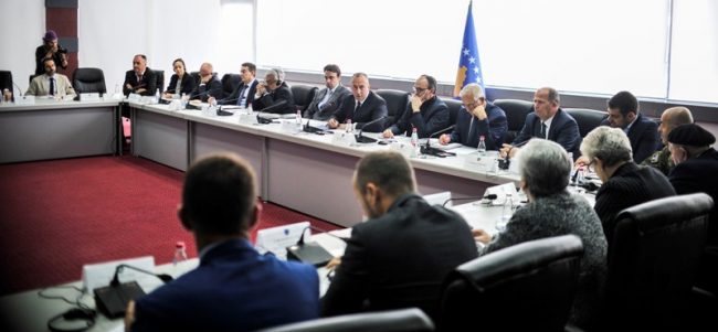 Kryeministri Haradinaj: Të punohet më shumë në çështjen e personave të pagjetur