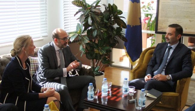 Ministri Lluka njofton FMN-në me prioritetet e MZHE-së