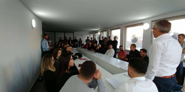 AAK: Rinia në përkrahje të fuqishme për Rexhep Kadriun