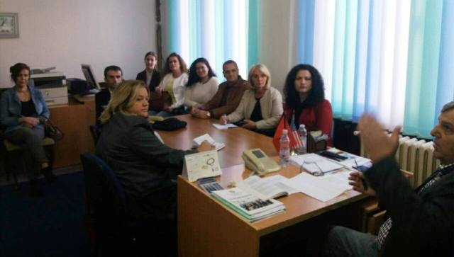 AKR vizitë shoqatës së pensionistëve