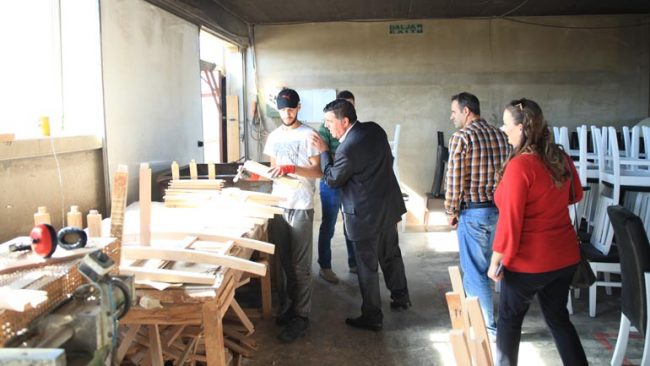 Luta përgëzon kompaninë “Euromodel” për suksesin në eksport në Zvicër
