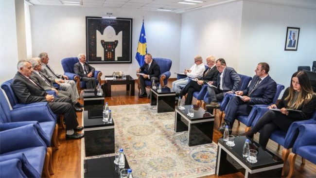 Haradinaj priti përfaqësuesit e Federatës Sindikale të Pensionistëve dhe të Moshuarve