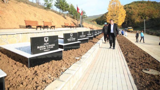 Rregullimi i Varrezave të Martirëve në Lashticë, më e pakta që e kemi bërë krahasuar me sakrificën e tyre