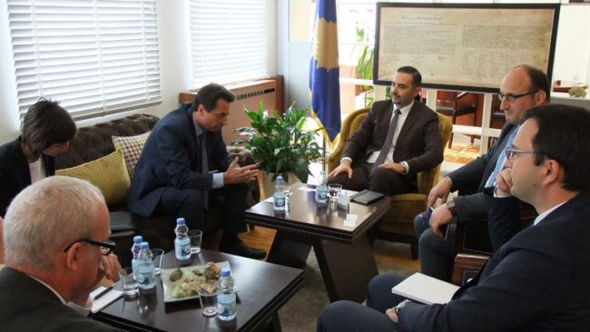 KFW mbështetëse e projekteve energjetike dhe ujërave