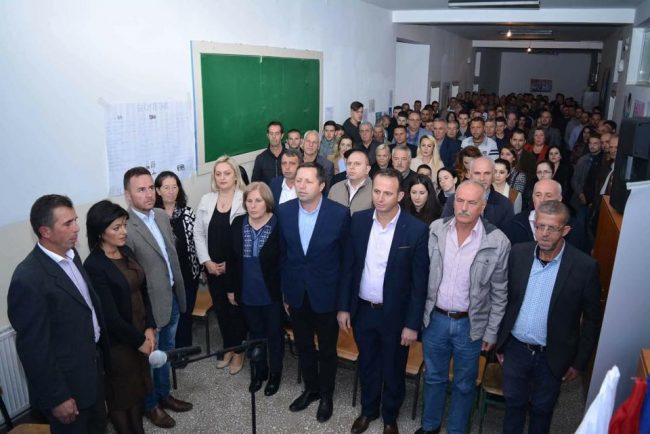 PDK: Malisheva e ka ndarë mendjen për ndryshim me Zenun Pajazitin