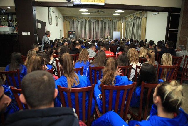Haziri zotohet se për katër vite do të ndaj afro 1 milion euro për klubet sportive