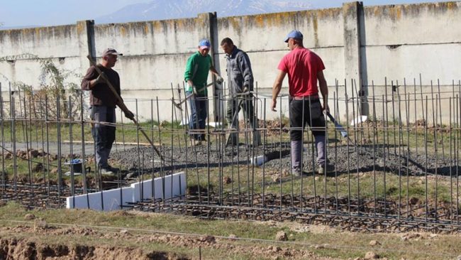Haliti inspekton punimet në ndërtimin e stadiumit të qytetit