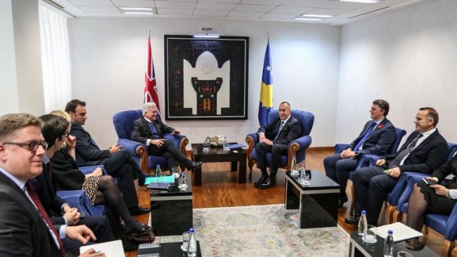 Kryeministri Haradinaj priti ministrin britanik Alan Duncan