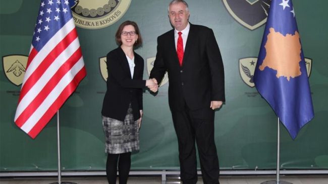 Ministri i FSK-së priti në takim zëvendës-ndihmës sekretaren e Departamentit të Mbrojtjes të SHBA