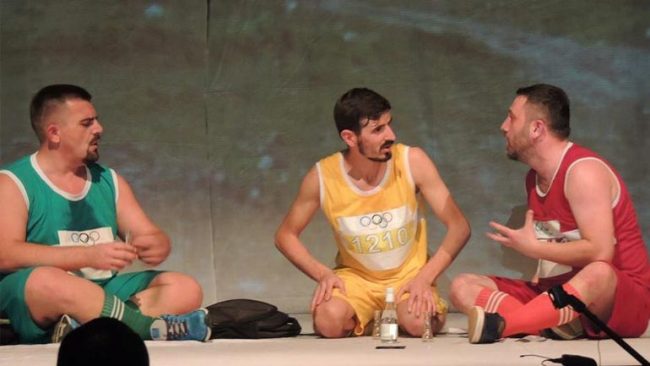 Preshevë: Premiera “Maratonistët” hapi festivalin “Ditët e Komedisë Shqiptare”