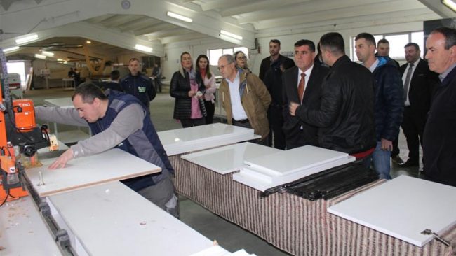 Haziri: Ndërmarrja “NITI” biznes prodhues që e ka përballuar edhe kohën më të vështirë të viteve ‘90