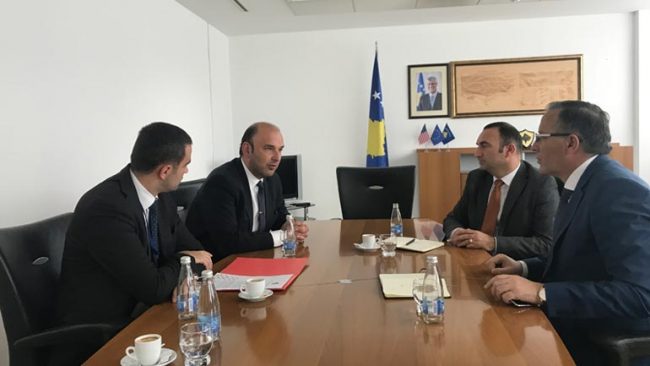 Ministri i Financave dhe Oda Amerikane konfirmojnë përkushtimin për bashkëpunim