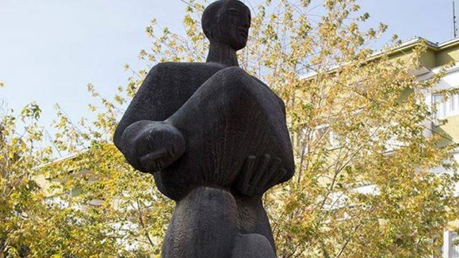 “Ushtari i panjohur” përplasë historianët e Gjilanit me ish kryetarin Mustafa